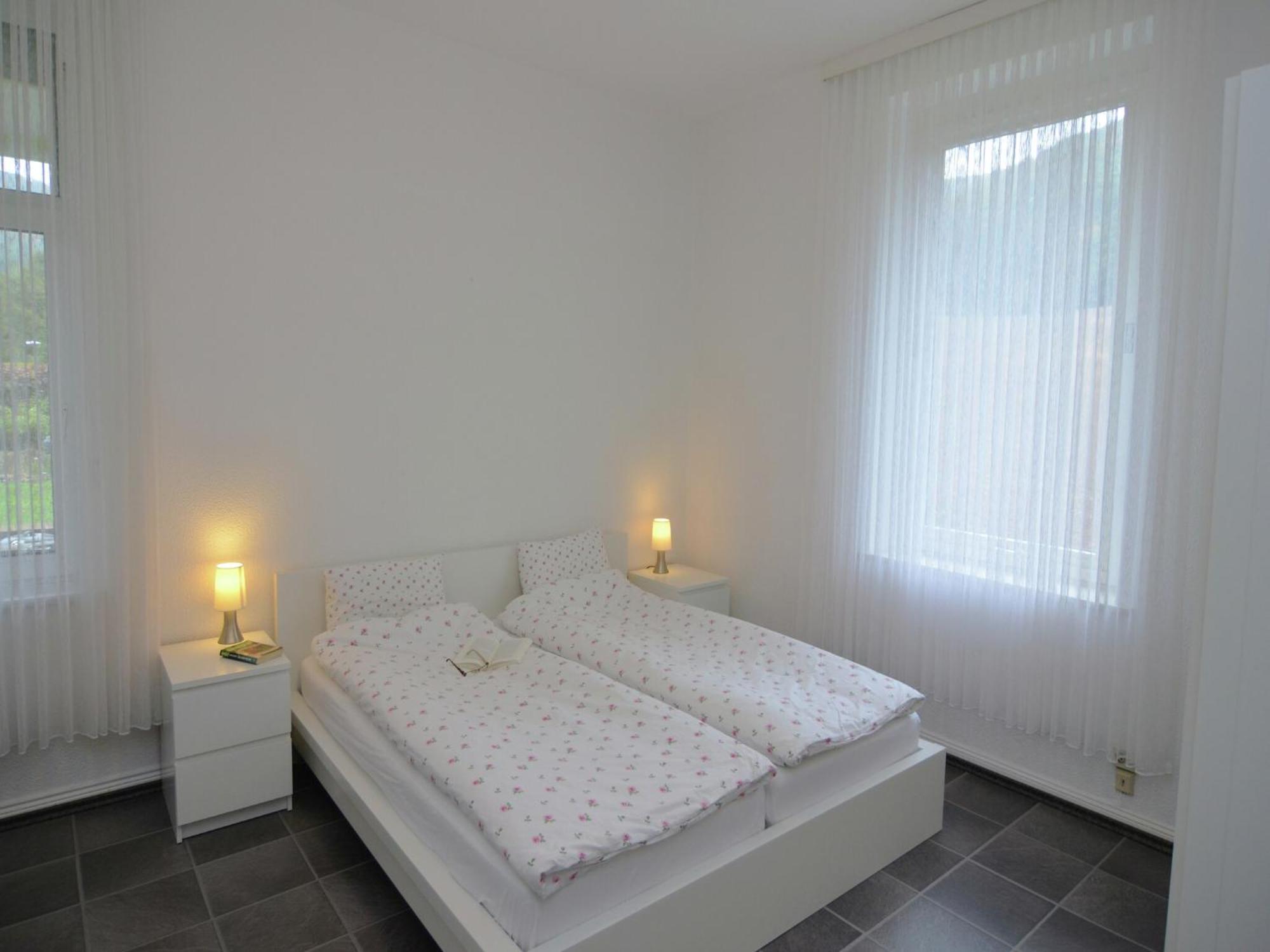 Spacious Apartment In Weser Uplands With Garden บัดเพอร์ทอนท์ ภายนอก รูปภาพ