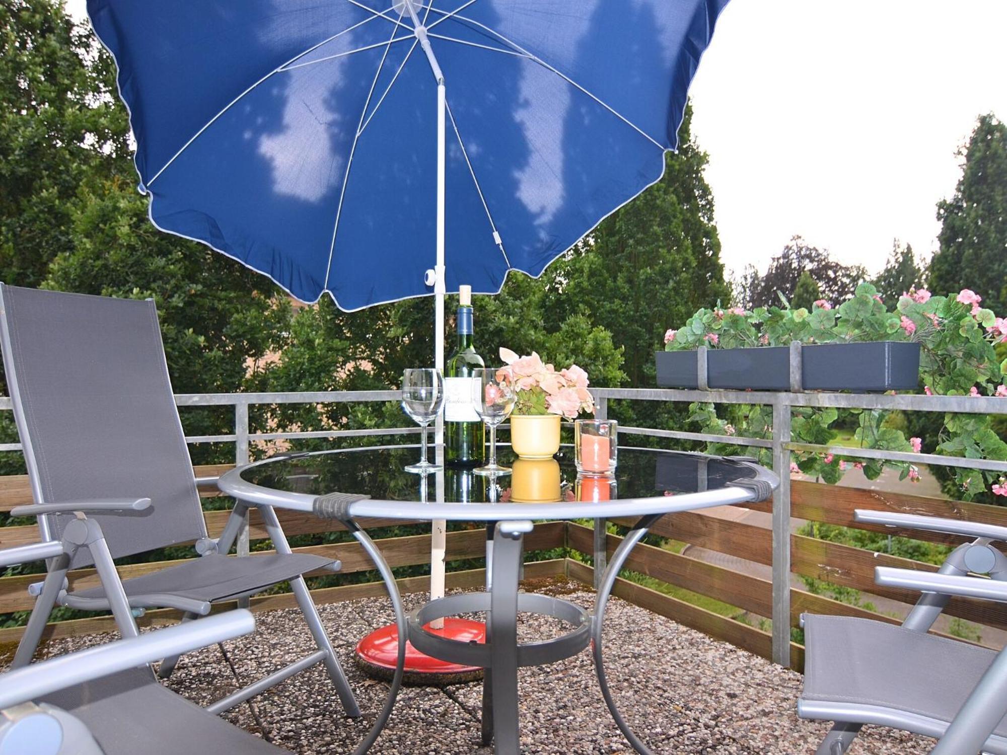 Spacious Apartment In Weser Uplands With Garden บัดเพอร์ทอนท์ ภายนอก รูปภาพ
