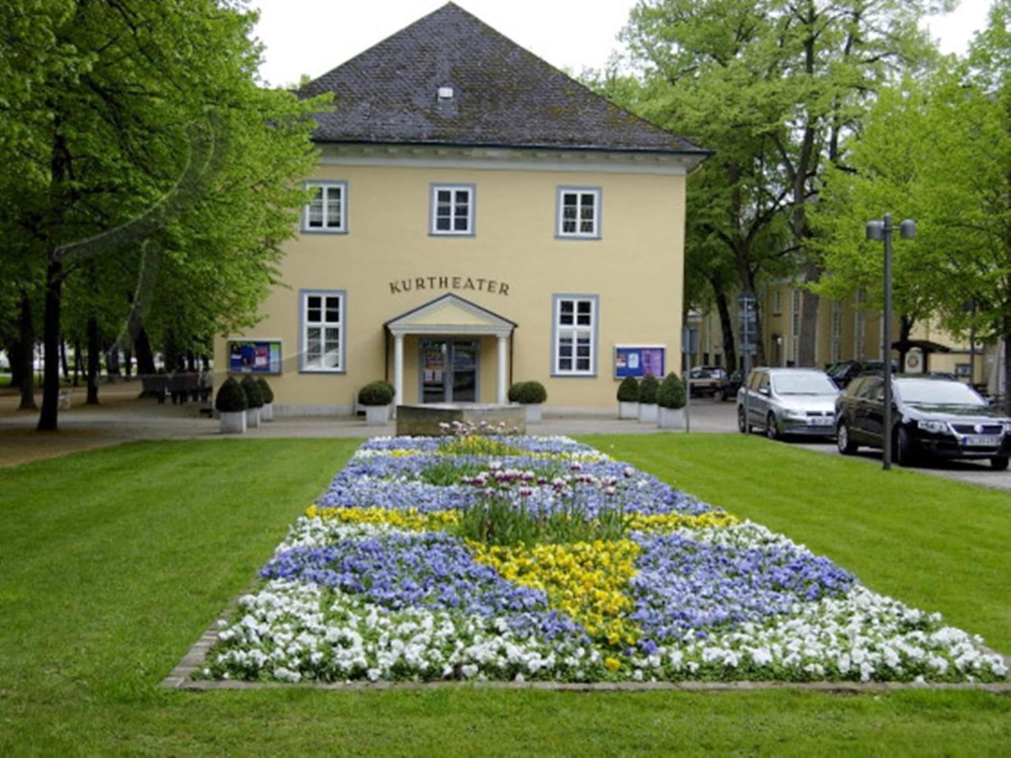 Spacious Apartment In Weser Uplands With Garden บัดเพอร์ทอนท์ ภายนอก รูปภาพ